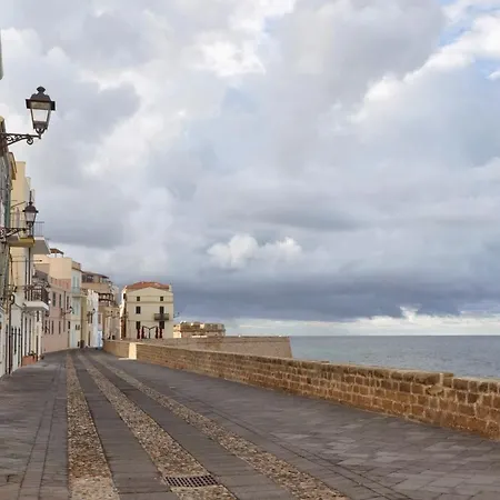 - 10 Minuti Da Alghero 別荘 オルメード